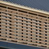 Institutionelle Einrichtungen_Horizontal Sonnenschutz, jalousien_Vorzeigeprojekte - Hybrid holz