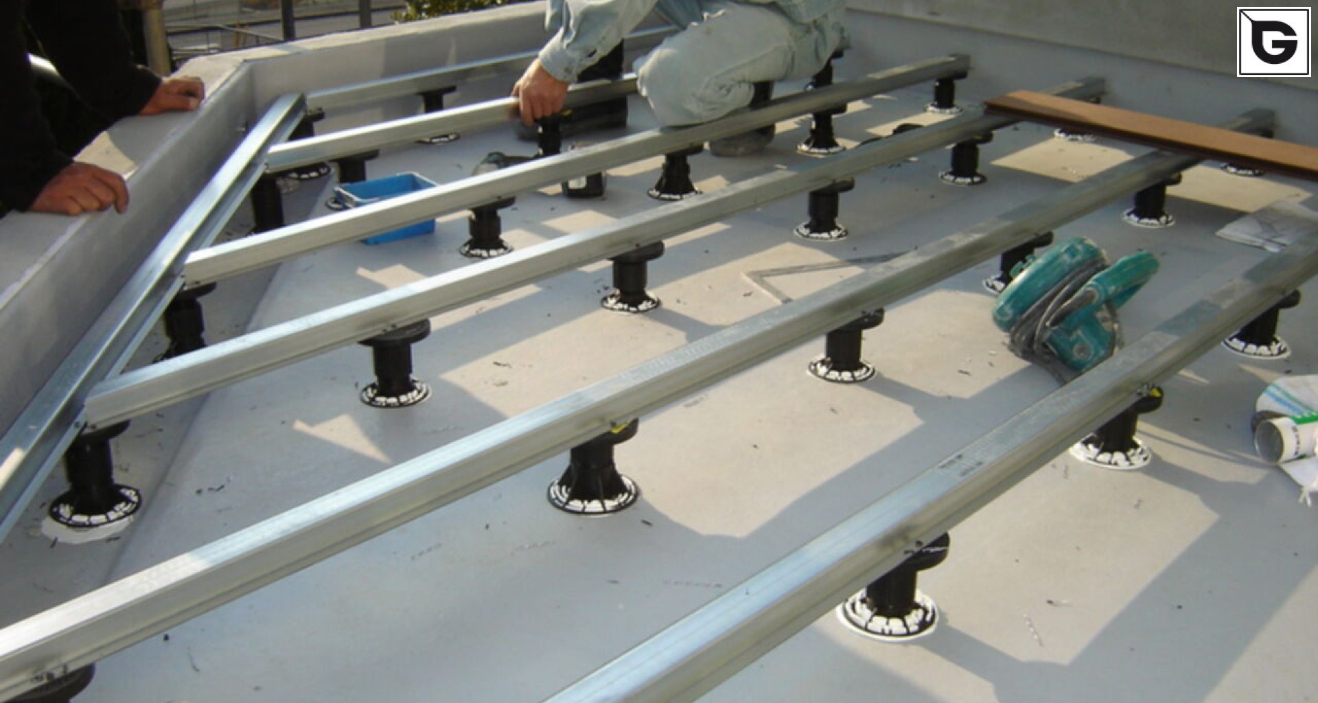 Assembly
 Decking 8524