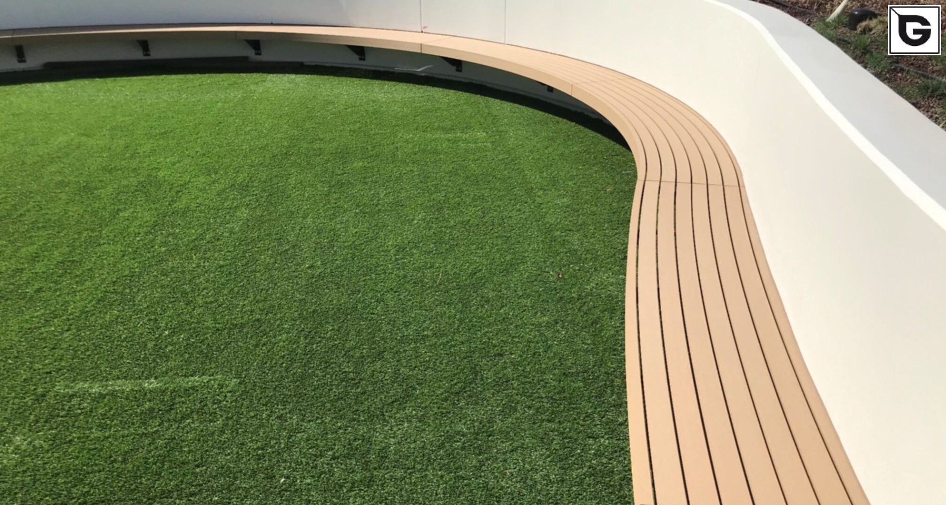 Einrichtungen_Straßenausstattung_Gebogene Profilen