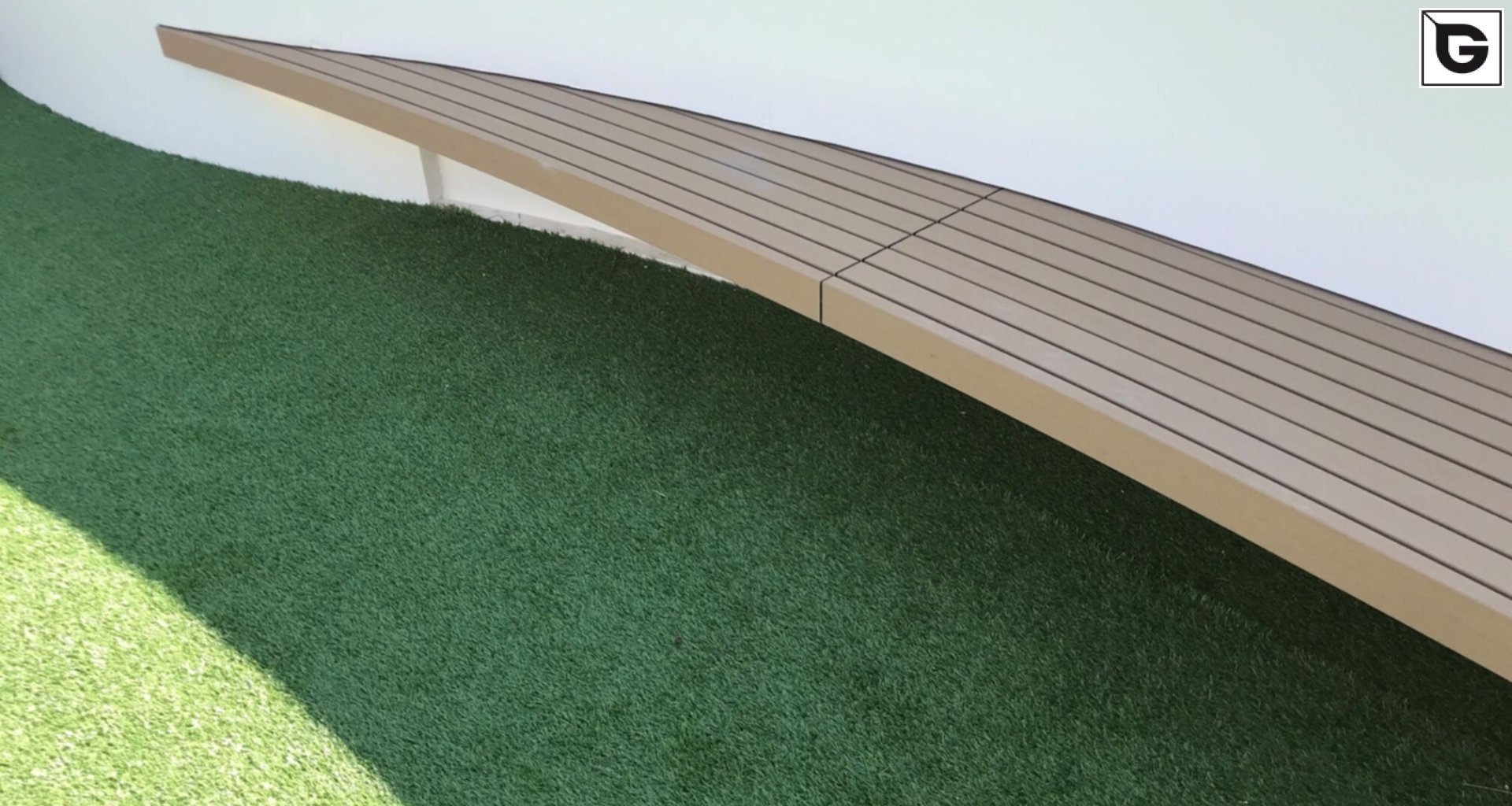 Einrichtungen_Straßenausstattung_Gebogene Profilen