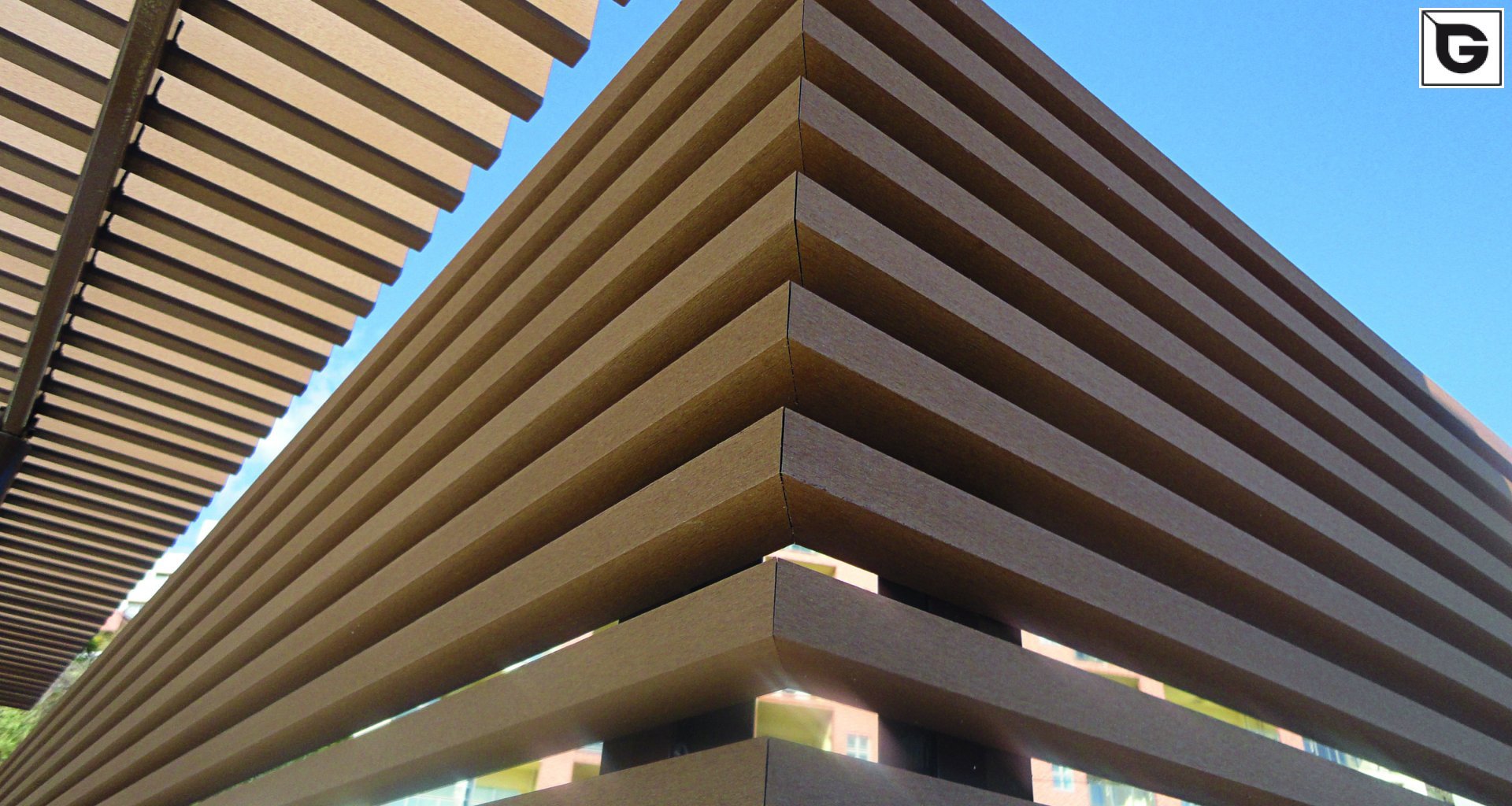 Einrichtungen_Pergola, Dachüberstand, Dach_Einkaufszentrum