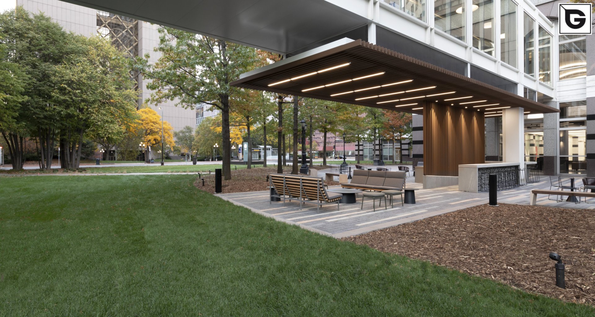 Institutional Buildings_horizontal brise soleil, louver _bent profiles