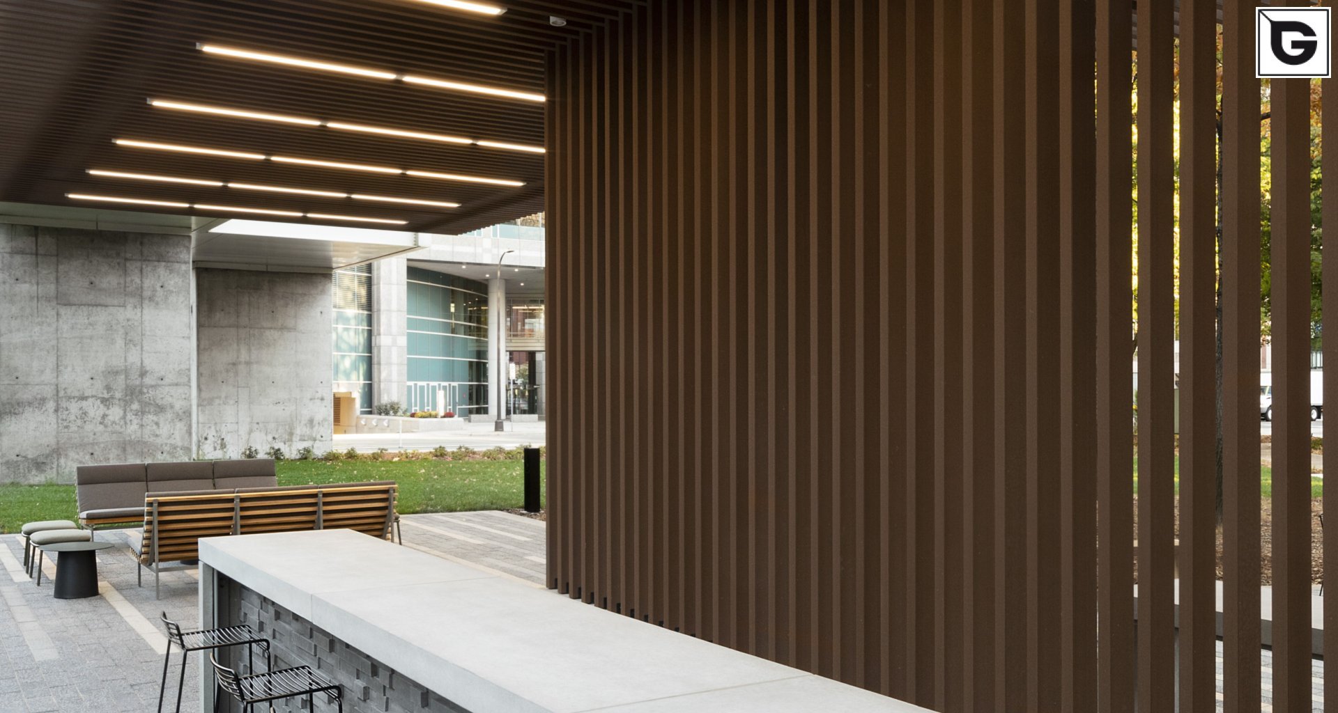 Institutional Buildings_horizontal brise soleil, louver _bent profiles