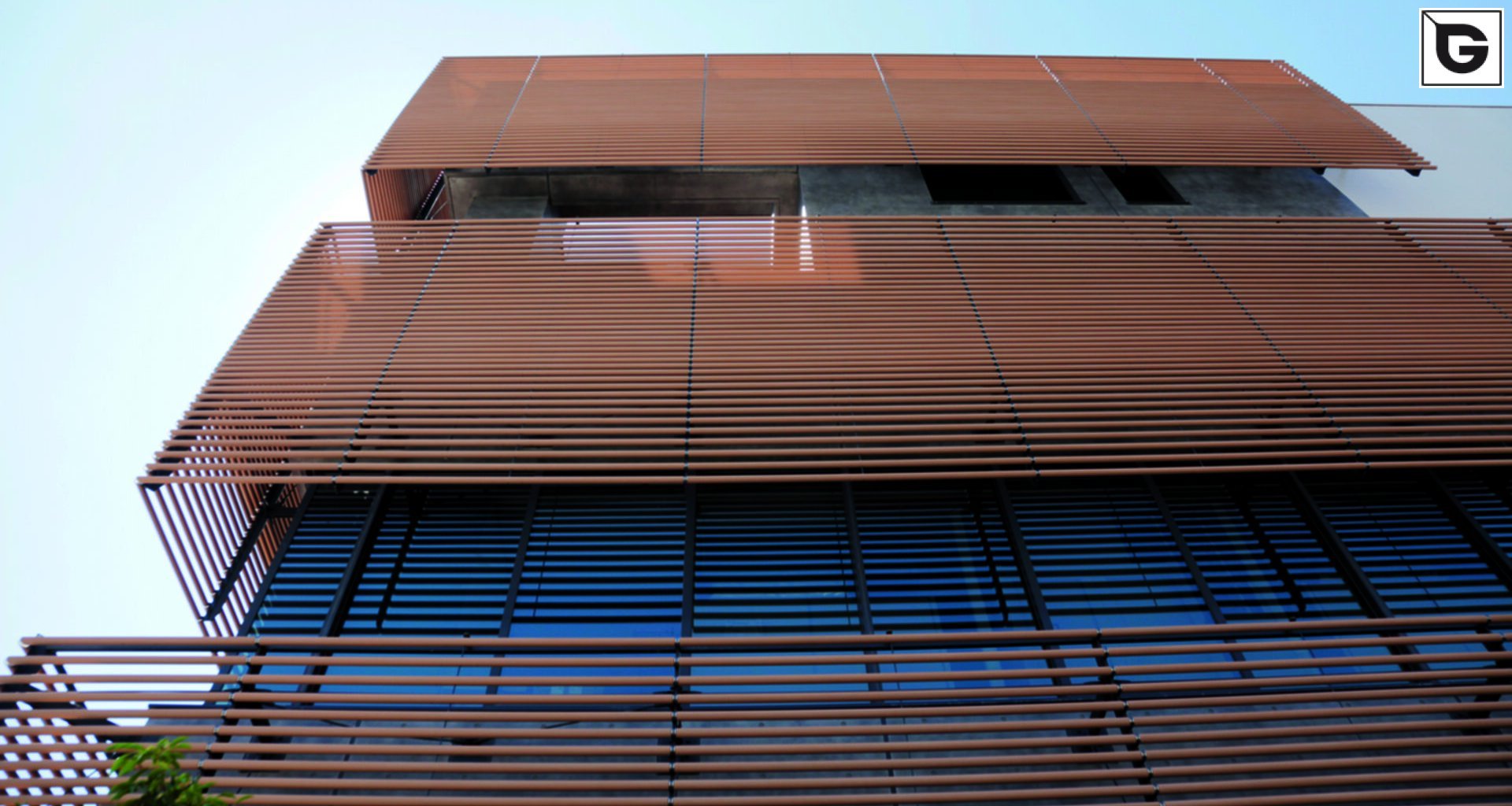 Verwaltungsgebäude_Horizontal Sonnenschutz, jalousien_Büros