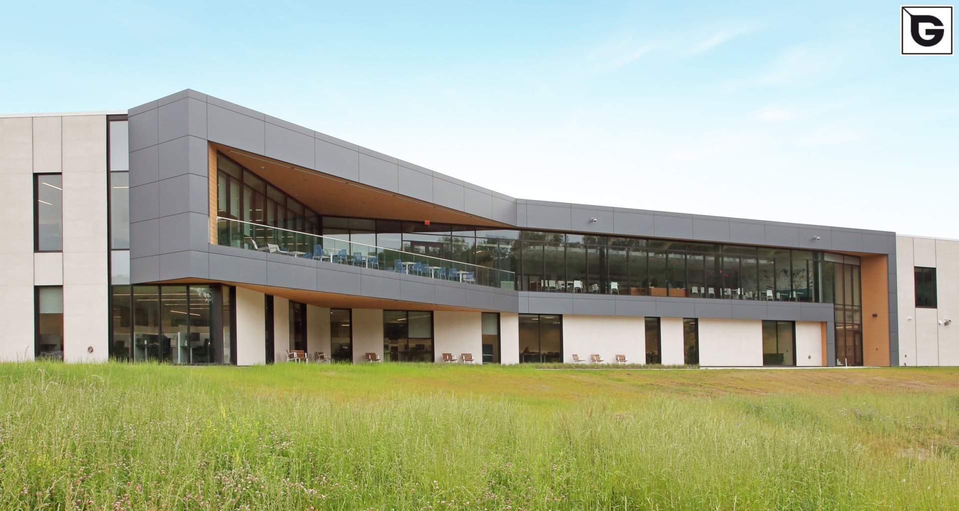 Verwaltungsgebäude_Dachuntersicht_Büros