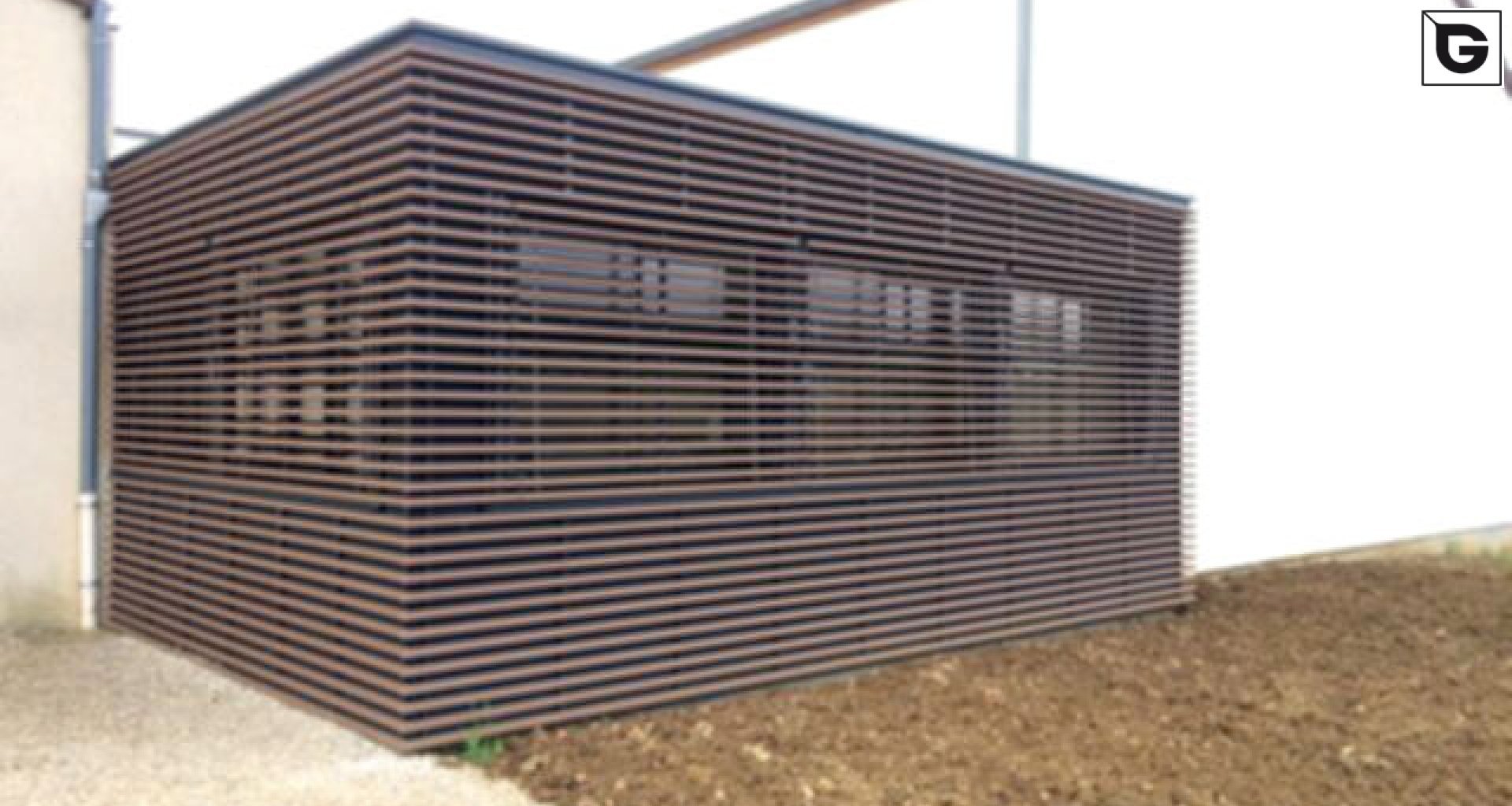 Industrielle Gebäude_Offene Fassadenverkleidung - horiz._Industriegebäude