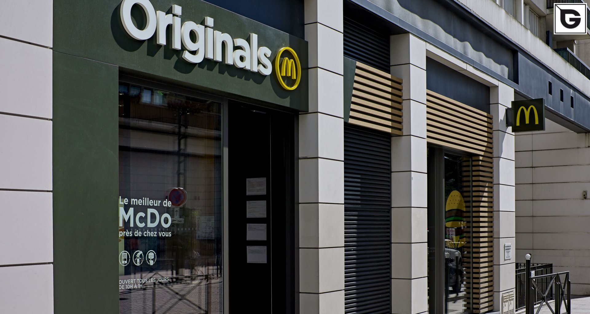 Restaurant und Hotelgewerbe_Offene Fassadenverkleidung - horiz._Restaurant