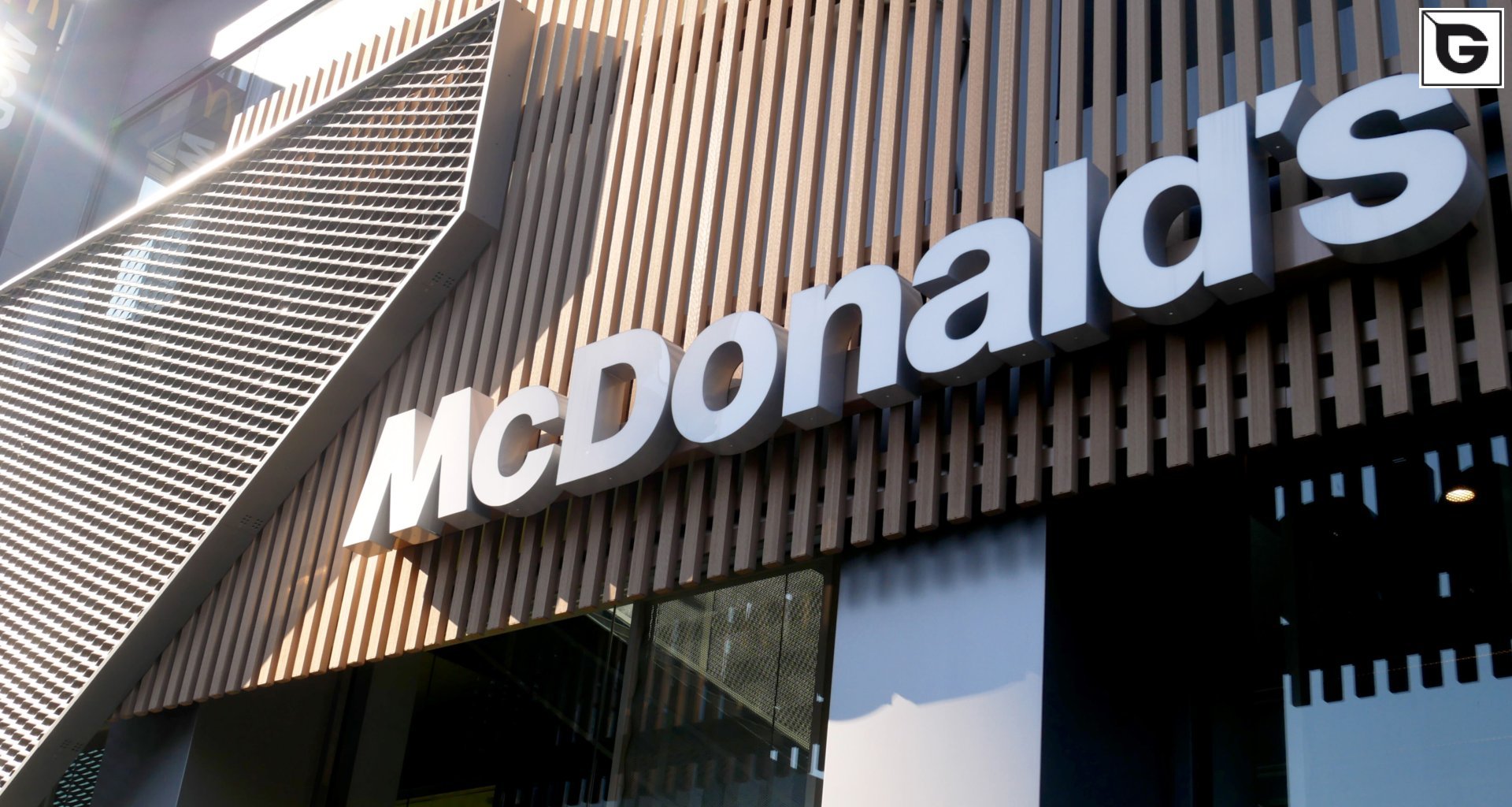 Restaurant und Hotelgewerbe_Offene Fassadenverkleidung - verti._Restaurant