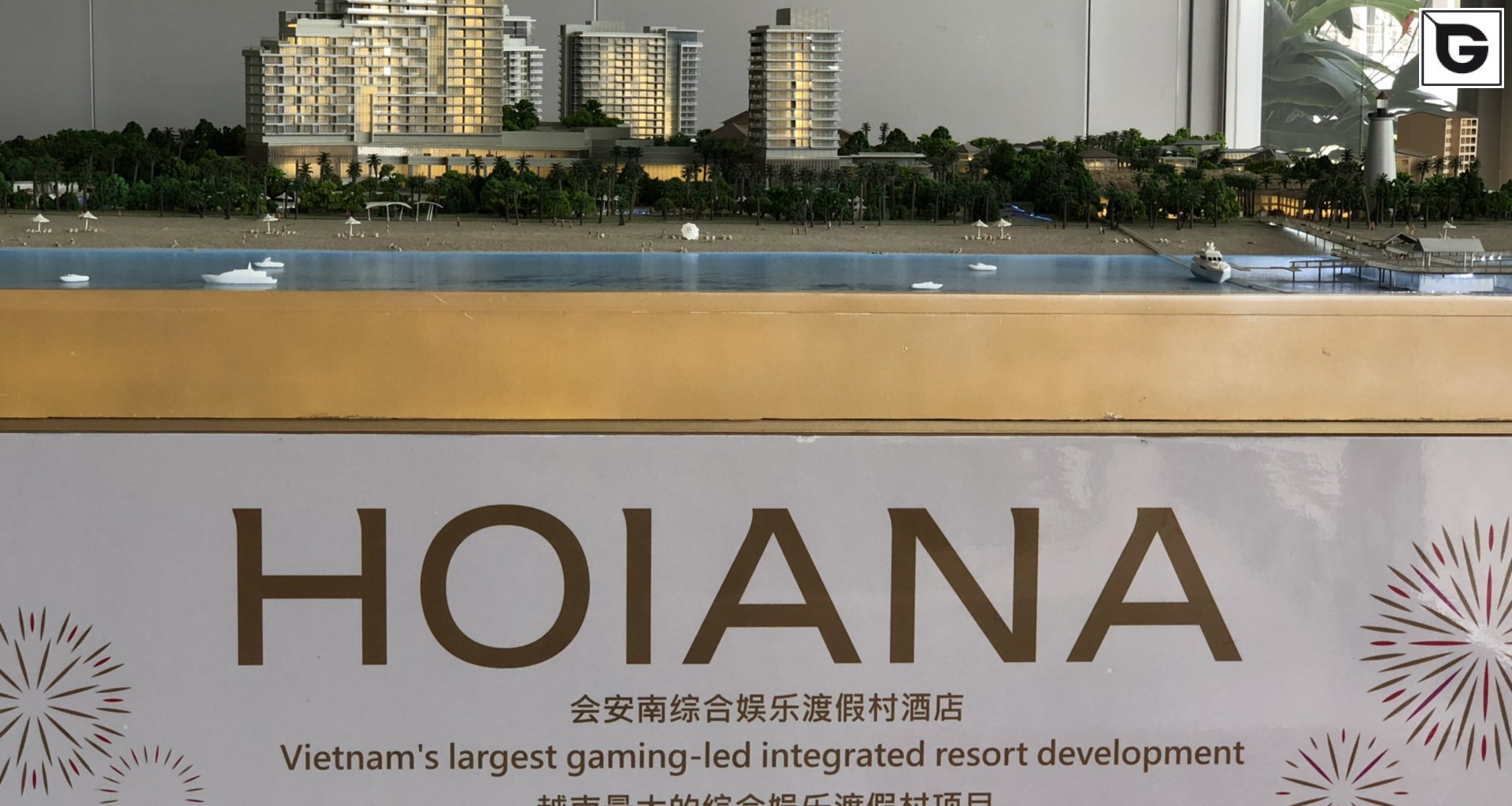 Restaurant und Hotelgewerbe_Vertical Sonnenschutz, jalousien_Am Wasser entlang