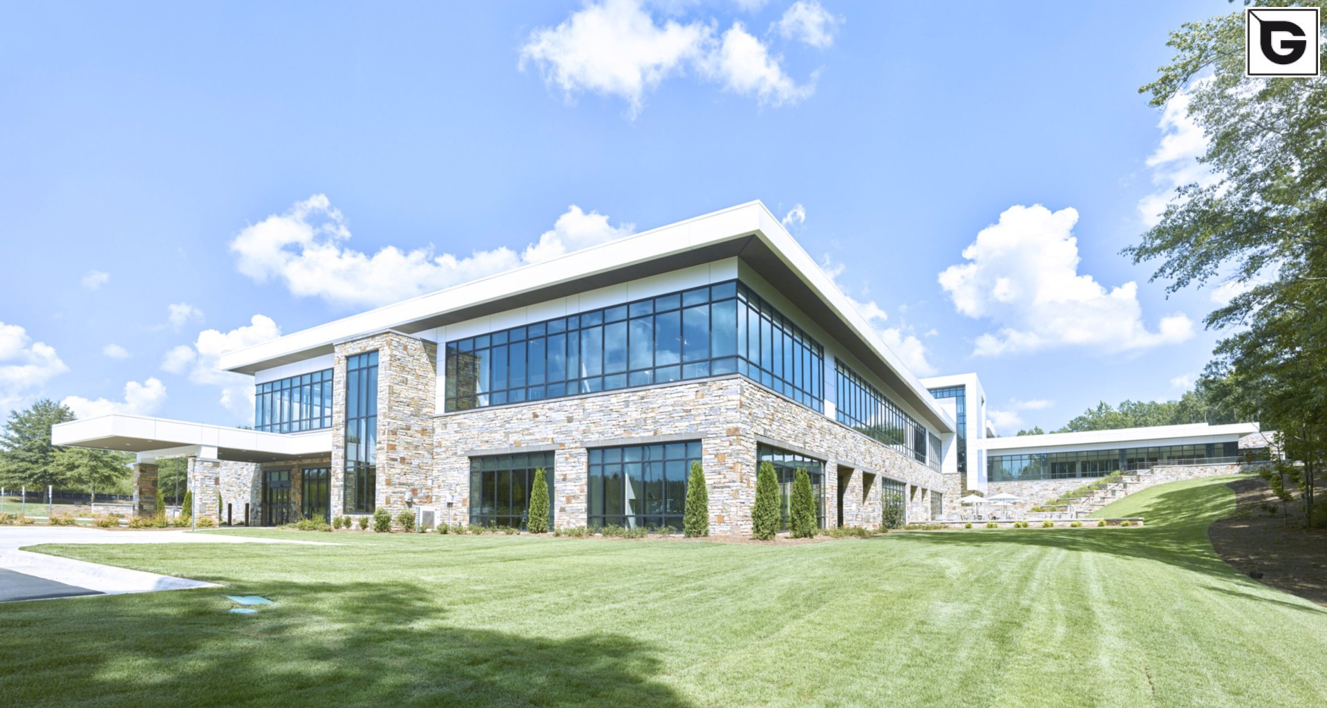 Institutionelle Einrichtungen_Dachuntersicht_Krankenhaus, Arztpraxis