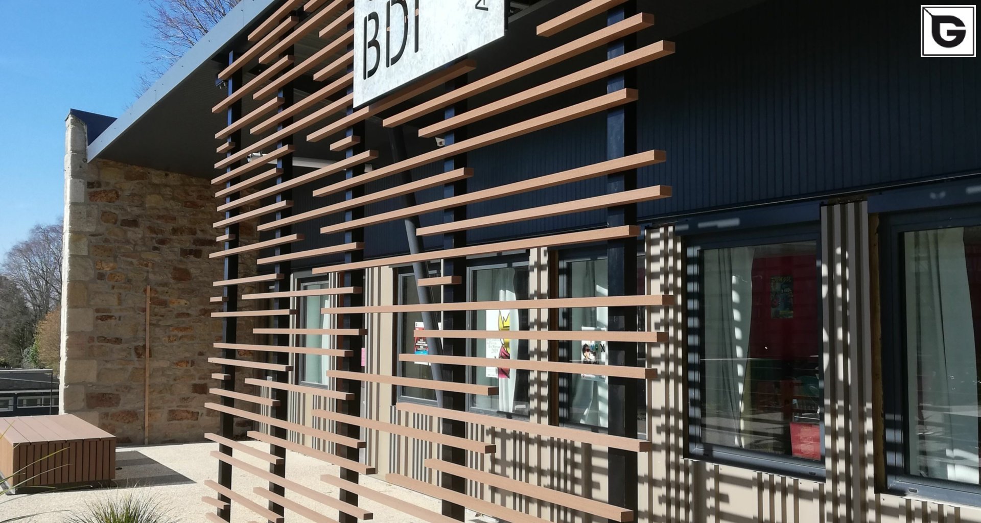 Institutionelle Einrichtungen_Horizontal Sonnenschutz, jalousien_Lehranstalt