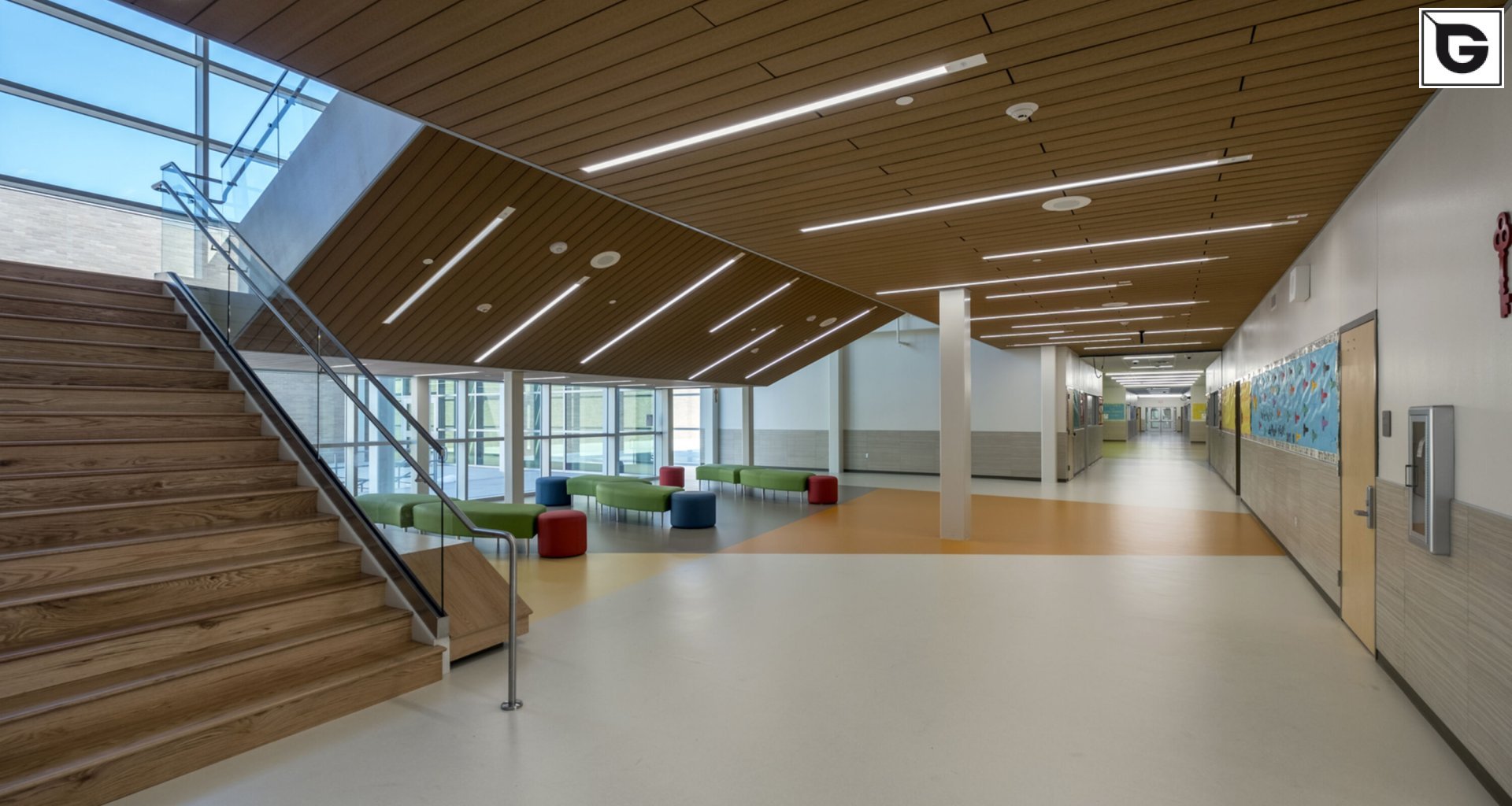 Institutionelle Einrichtungen_Dachuntersicht_Lehranstalt