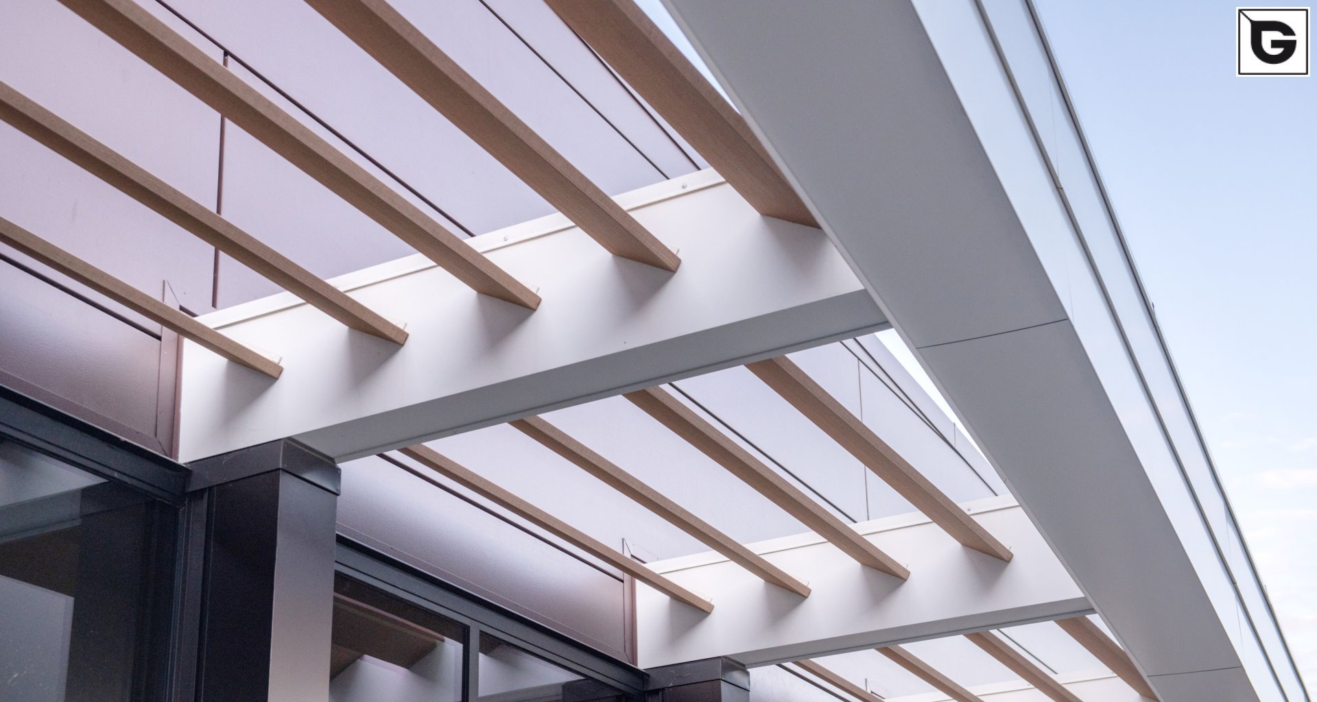 Institutionelle Einrichtungen_Pergola, Dachüberstand, Dach_Gebogene Profilen