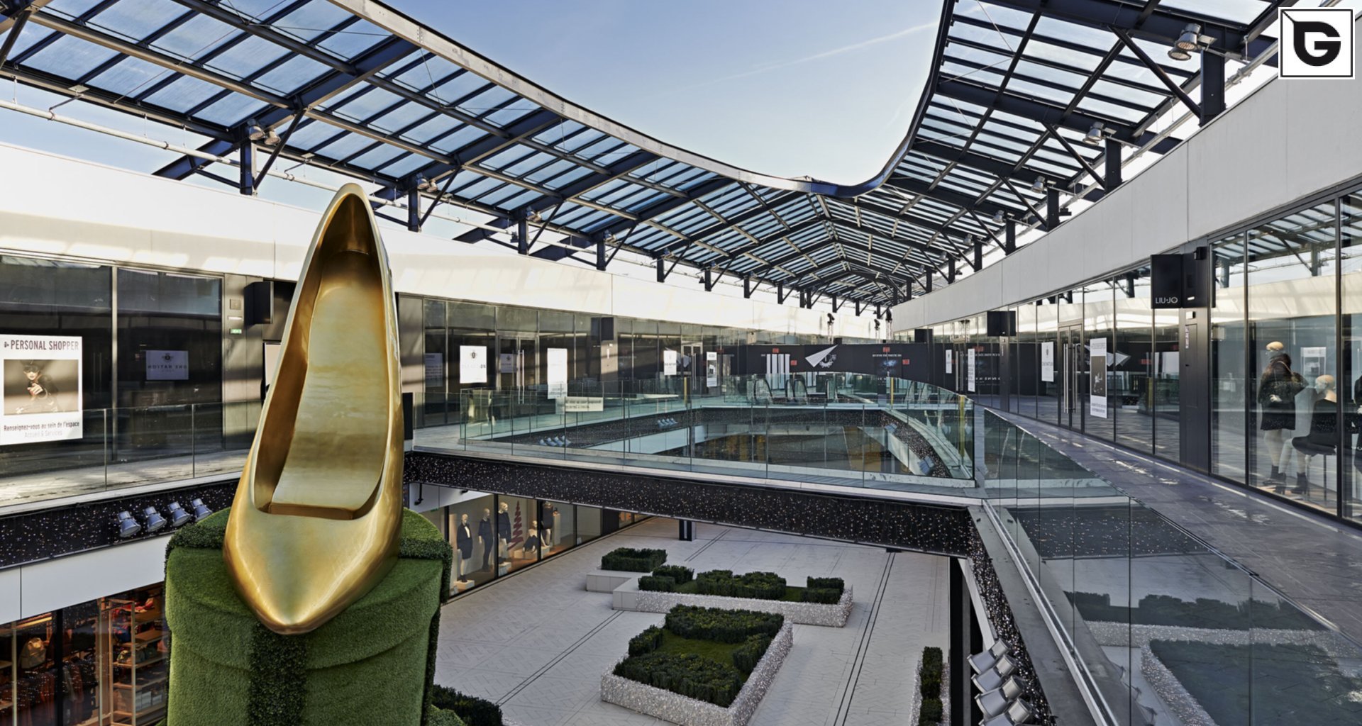 Kaufmännische Gebäude_Terrasse Gewerbliche Nutzung_Einkaufszentrum