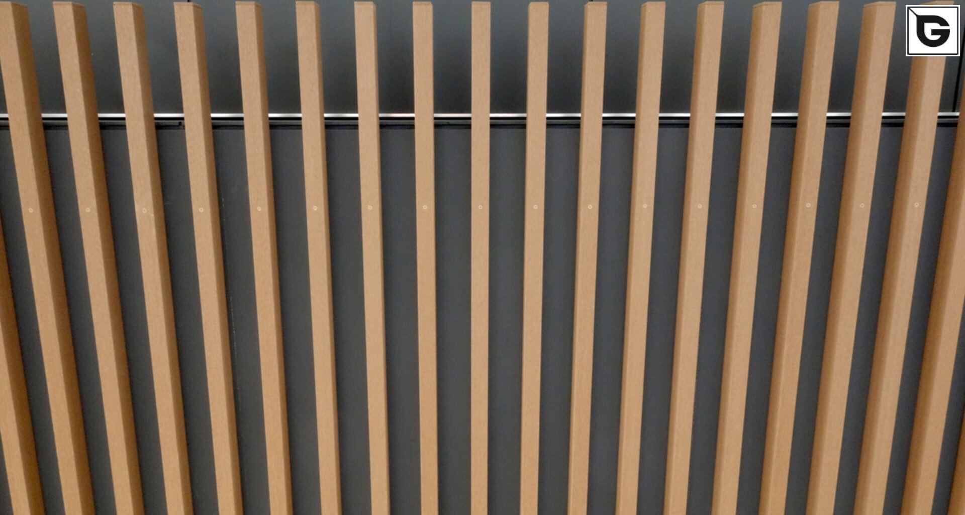 Kaufmännische Gebäude_Pergola, Dachüberstand, Dach_Vorzeigeprojekte - WPC holz 