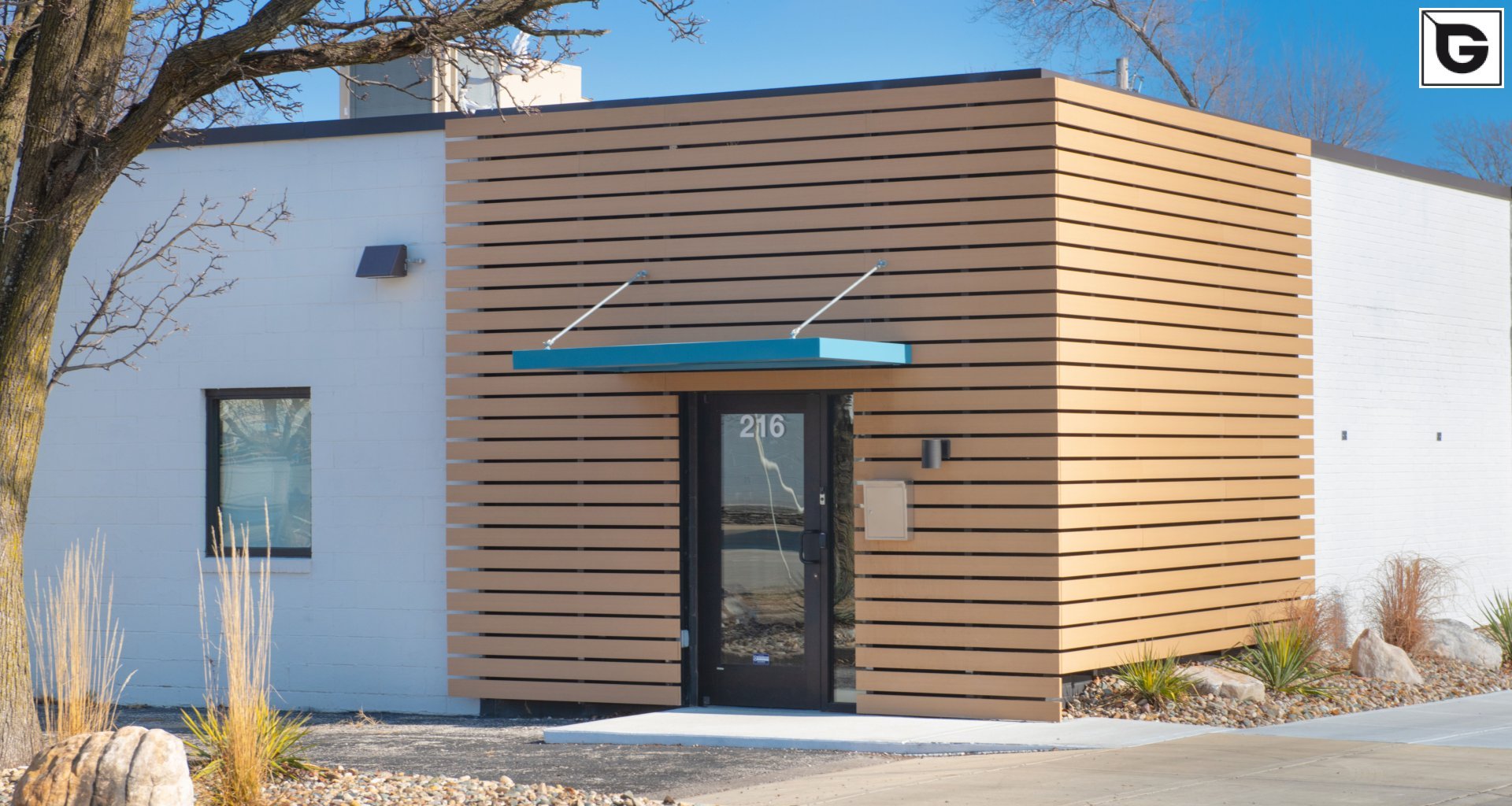 Wohngebäude_Fassadenverkleidung - horizontal_Wohnhaus