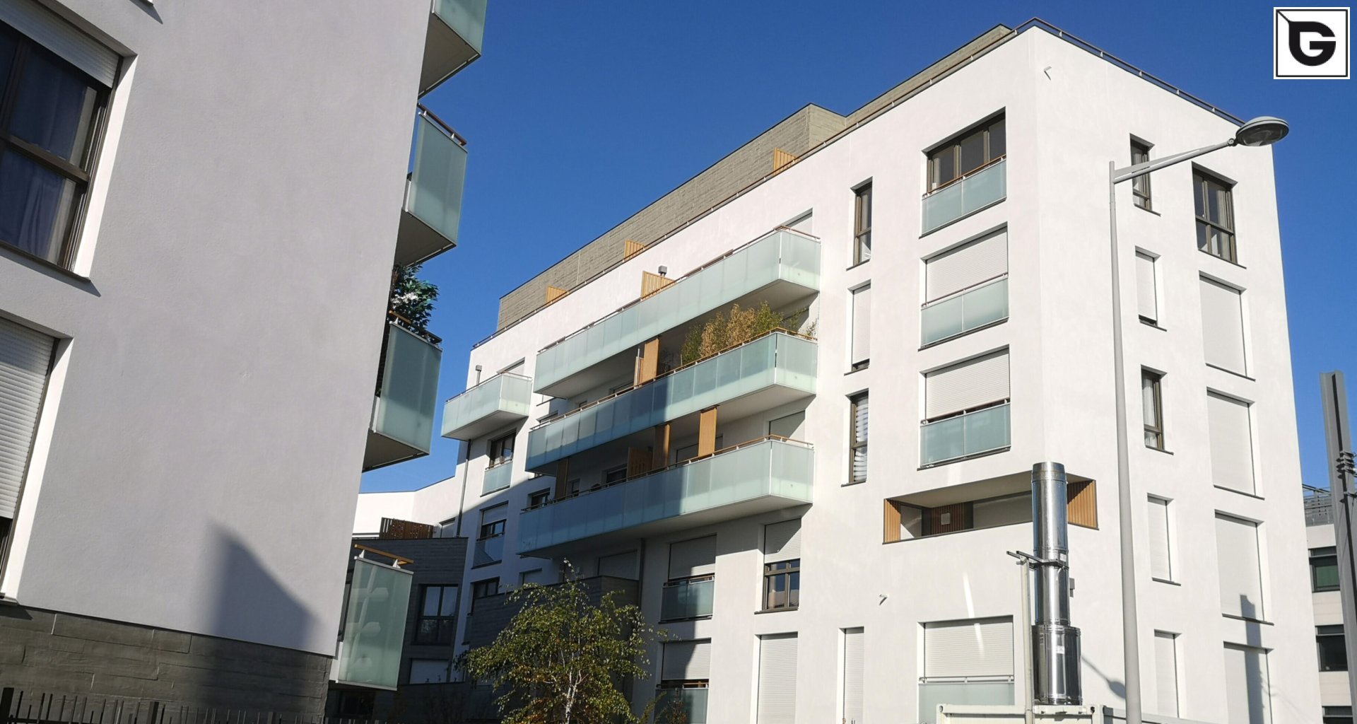 Wohngebäude_Offene Fassadenverkleidung - verti._Wohnhaus