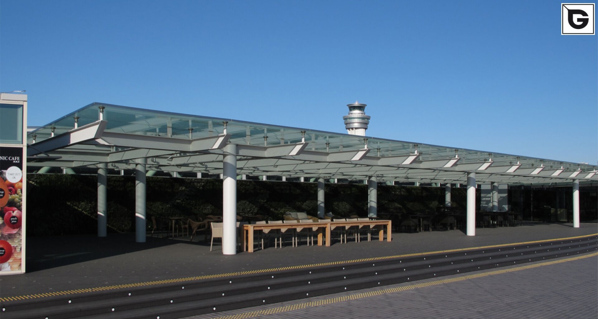 Transport-Einrichtungen_Terrasse Gewerbliche Nutzung_Vorzeigeprojekte - WPC holz 