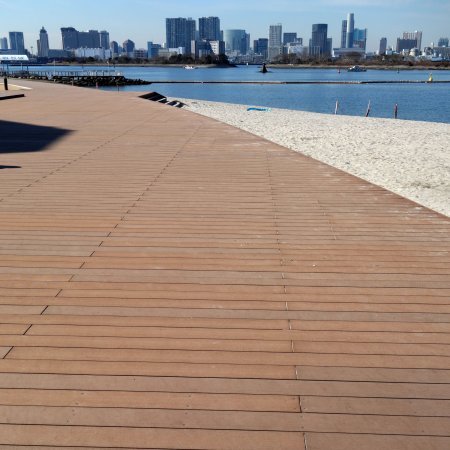 Einrichtungen_Brücken, Rampen, Gehweg_Am Wasser entlang