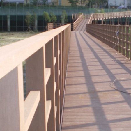 Transport-Einrichtungen_Brücken, Rampen, Gehweg_Brücke