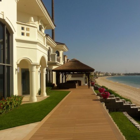 Transport-Einrichtungen_Stege, Bootsanleger_Am Wasser entlang